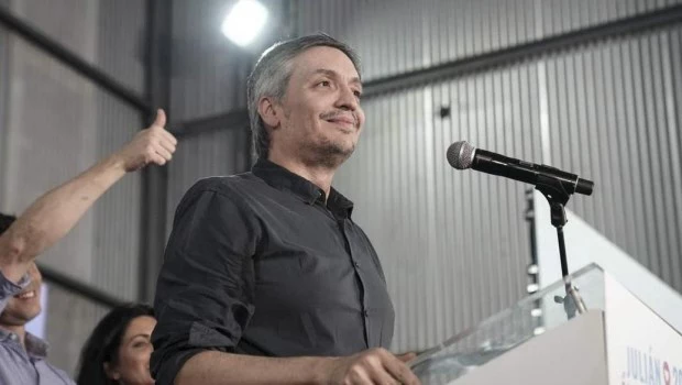 Máximo Kirchner: “Les molesta ver bailar a una mujer en un balcón con su pueblo”