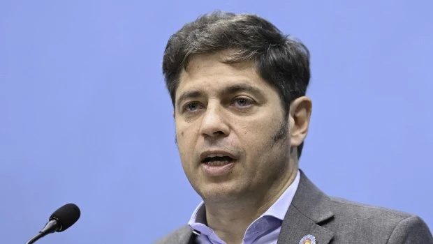 “El miércoles acompañamos a Cristina hasta Comodoro Py y de vuelta a su casa”, anticipó Kicillof