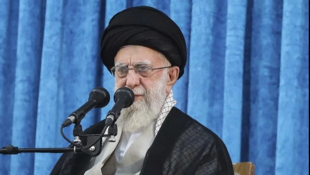 Jamenei amenaza a Estados Unidos