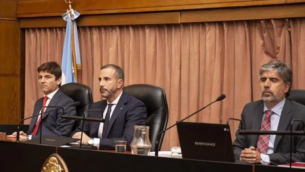 El tribunal tiene hasta el martes para responderle a Cristina Kirchner por el balcón