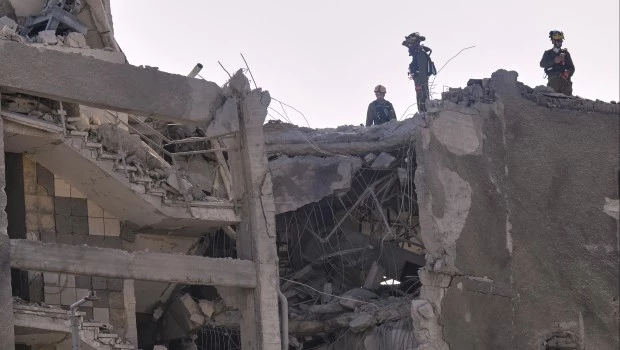 Oleada de misiles iraníes impactó en Haifa y llevó a Israel a advertir que el país debe prepararse para una acción militar prolongada