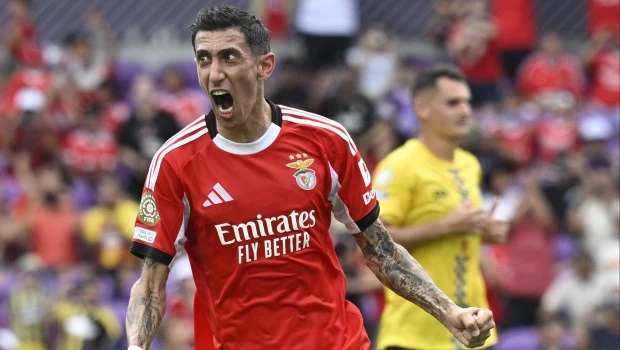 Tormenta de goles del Benfica sobre Auckland City con un Di María destacado