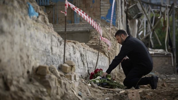 Zelensky dijo que Rusia repatrió a 20 soldados muertos en recientes intercambios con Ucrania