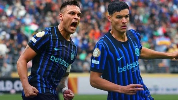 El Inter de Milán venció 2-1 al Urawa con goles de Lautaro y Carboni sobre el final