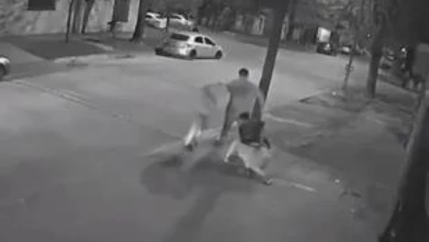 Brutal golpiza a un adolescente a la salida de un boliche en Colón