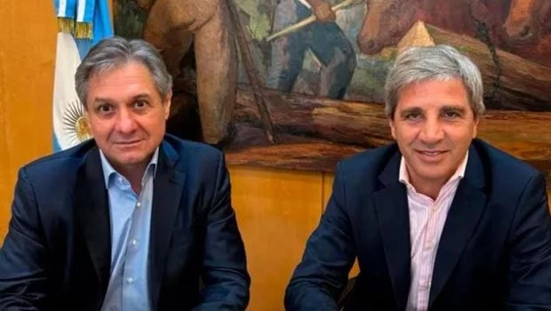 Argentina en la cuerda floja: El Gobierno admite que no cumplirá otra meta clave del acuerdo con el FMI