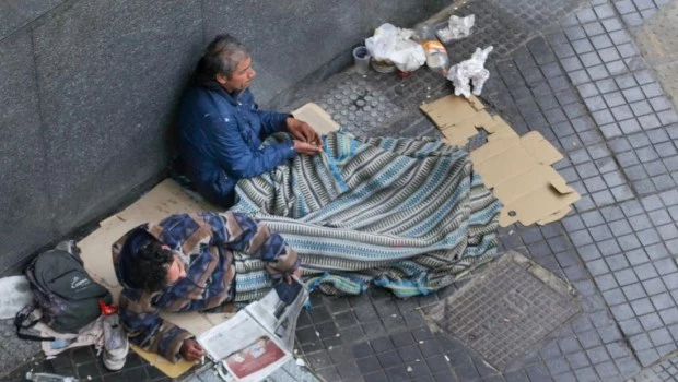 Dónde pueden comer, ducharse y dormir las personas en situación de calle