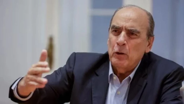 Francos decidió no retomar este miércoles su exposición en el Senado
