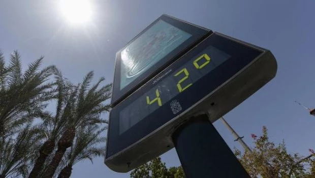 Dos muertos en las playas de Cerdeña y otro en Génova por la ola de calor en Italia