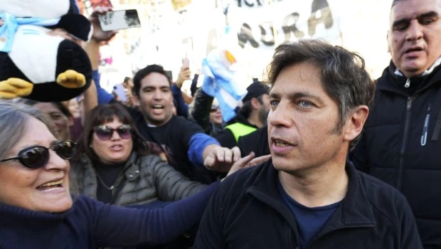 La coincidencia que emergió de la reunión tripartita del domingo en La Plata entre Axel Kicillof, Massa y Máximo Kirchner es que hace falta que los candidatos sean conocidos.