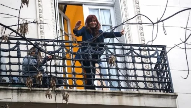 La Justicia revisará la prisión domiciliaria de Cristina Kirchner