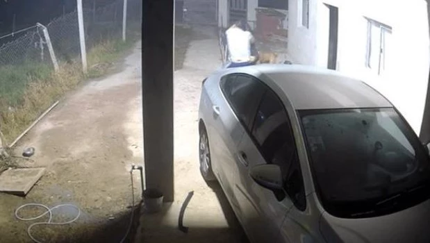 La Plata: un vecino se enfrentó a delincuentes armados en su propia casa