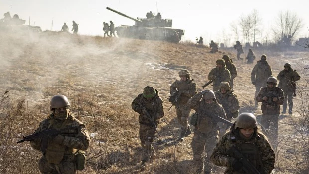 Soldados ucranianos en el frente del Dombass