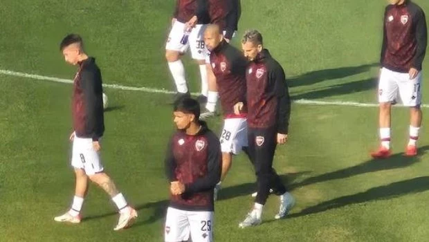 Por la sorpresiva ausencia de Keylor Navas, Darío Benedetto es el arquero suplente de Newell´s