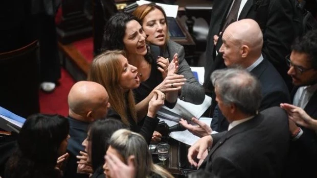 Crónica de una paridad fallida