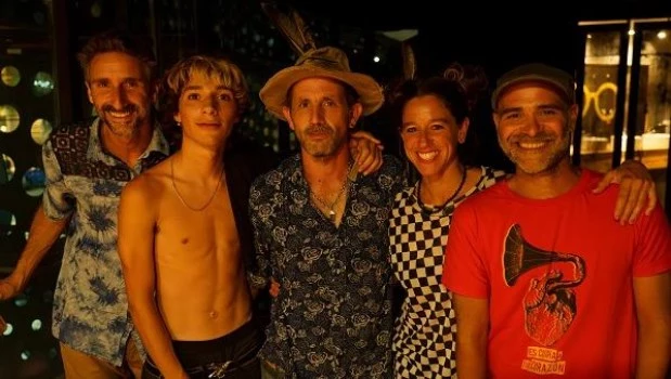 Electricistas arranca su gira y presenta ‘Vivo en la Colmena’