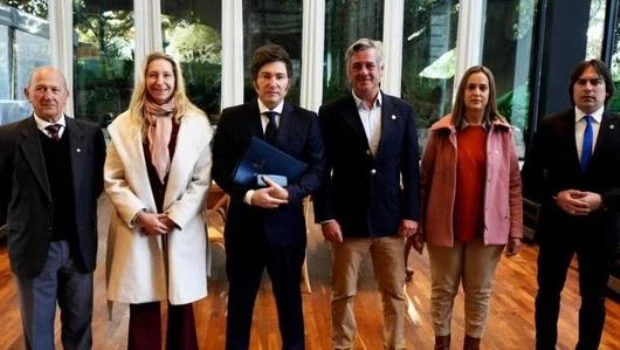 Milei se reunió con la Mesa de Enlace en medio del reclamo por las retenciones