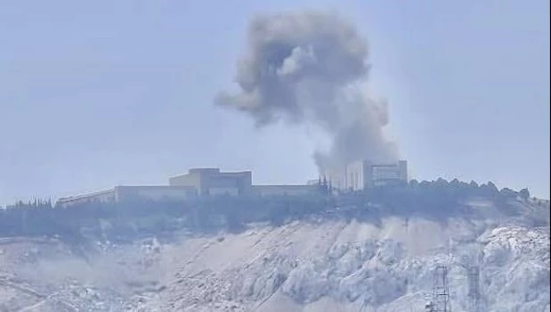 Israel atacó la zona del palacio presidencial sirio y destruyó partes del cuartel general del ejército