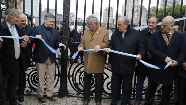 El Gobierno sostiene que “no hay ninguna crisis institucional”