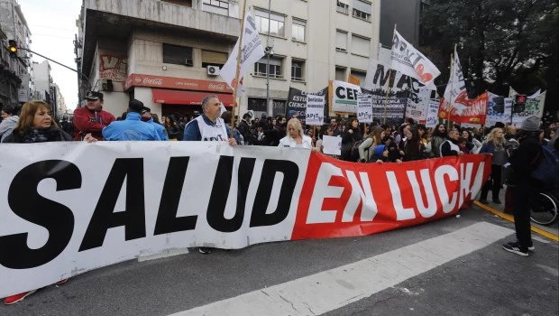 En defensa del Garrahan y la Salud Pública, ATE y otros gremios se movilizan a Plaza de Mayo