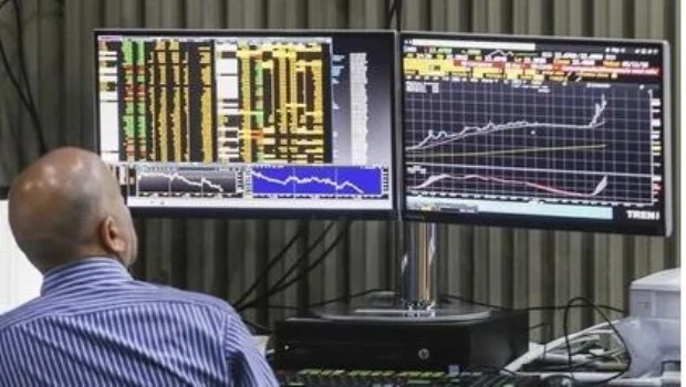 El Merval cerró en leve alza con altibajos en acciones