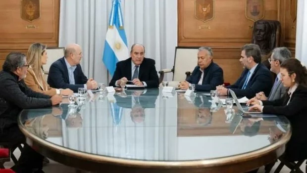 El Consejo de Mayo se reunió para iniciar el debate de la reforma laboral