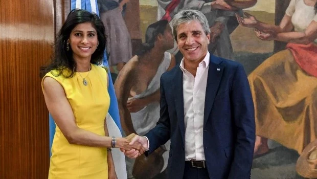 La número 2 del FMI renunció a su cargo y Caputo le agradeció por su apoyo al programa económico