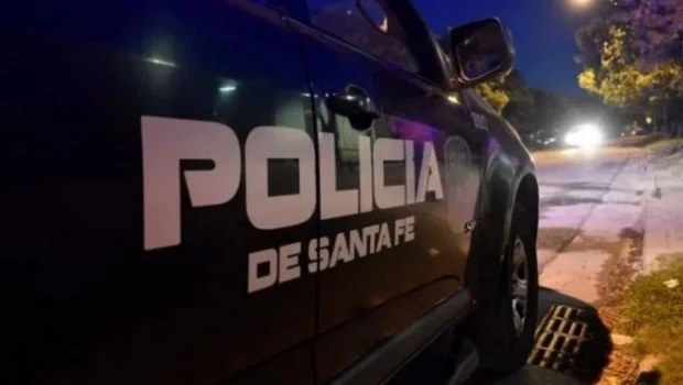 Balearon a un integrante de Los Monos frente a un hospital en Rosario: está en grave estado