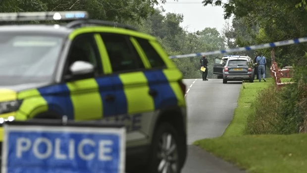 Tres muertos y un herido grave en tiroteo en Irlanda del Norte