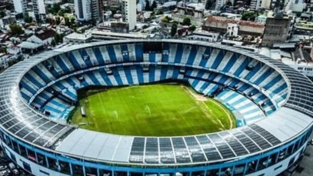 Racing implementa el acceso exclusivo para socios en el Cilindro