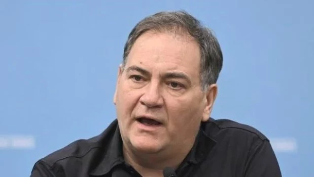 Aseguran que los policías apartados en la Provincia eran una “célula militante” de LLA