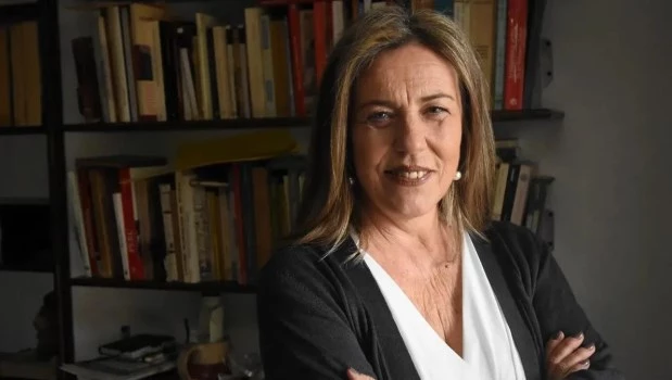 Beatriz Bragoni coordinó a un equipo de historiadoras que rescatan el papel de la mujer a partir de las jornadas de mayo de 1810.