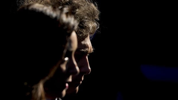 Entre el Terror, el ridículo y la guillotina política