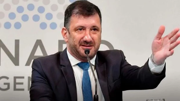La justicia de Paraguay se llevó detenido a Kueider y empezó el proceso para extraditarlo 