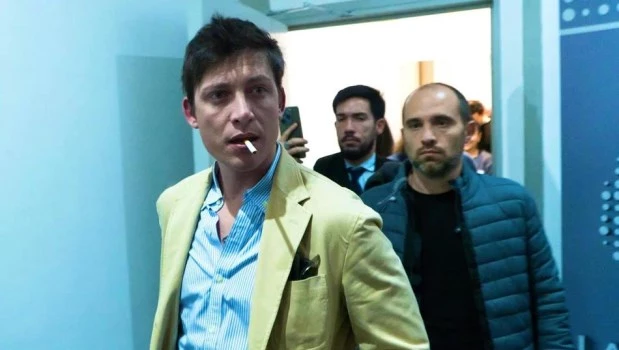 Piden a la Oficina Anticorrupción que obligue a Santiago Caputo a presentar su declaración jurada