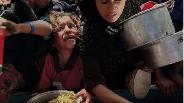 Luis Moreno Ocampo afirmó que la situación en Gaza es un genocidio: “Usar el hambre como arma es un crimen”