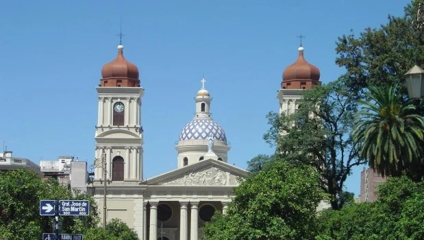 Tucumán tiene una presencia dominante en el libro de Sofía de la Vega.