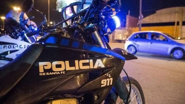 Balearon a una cajera en un supermercado de La Plata