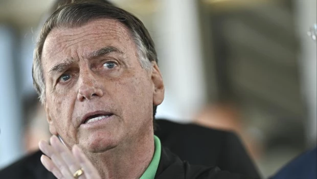 El Supremo Tribunal de Brasil ordena el arresto domiciliario de Bolsonaro