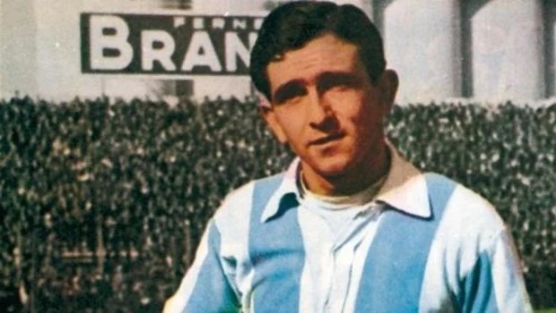 El Loco Corbatta fue uno de los punteros más espectaculares del fútbol argentino.
