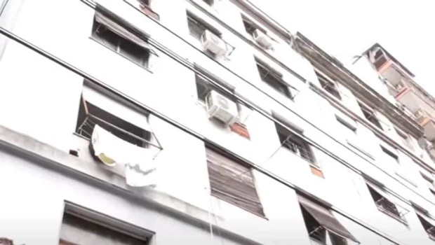 Desalojan un antiguo hotel en Balvanera que fue usurpado durante la pandemia
