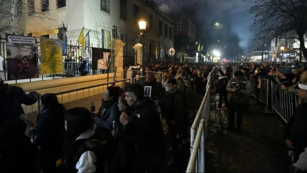 Una multitud acudió a San Cayetano