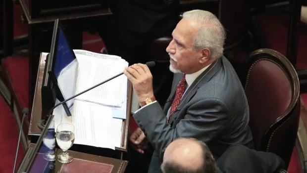  Juan Carlos Romero deja su banca en el Senado luego de 18 años