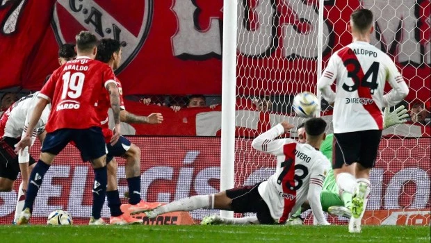 Independiente mereció algo más en el ordinario clásico con River