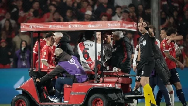 Germán Pezzella se rompió el ligamento cruzado y estará 7 meses fuera de las canchas