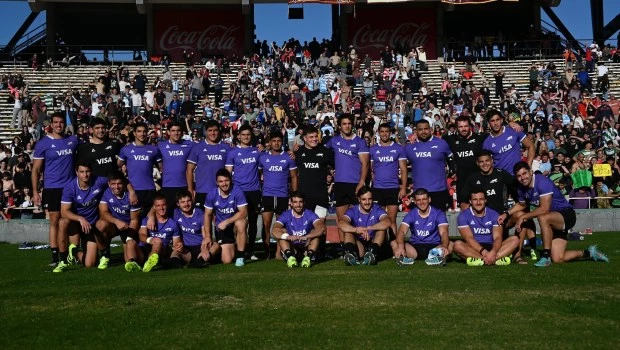 Más de 10.000 personas asistieron al entrenamiento abierto de Los Pumas en Córdoba