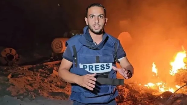Anas al Sharif murió cuando el ejército israelí bombardeó la tienda de campaña de la prensa..