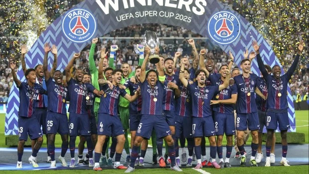 PSG se consagró campeón de la Supercopa de Europa al vencer al Tottenham por penales