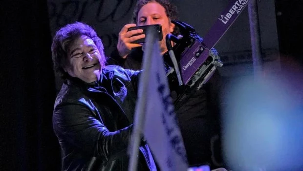 Milei llamó a “ponerle un freno” a Kicillof y al “maldito kirchnerismo”