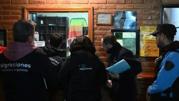 Constitución: clausuraron dos hoteles y detuvieron a una persona con pedido de captura